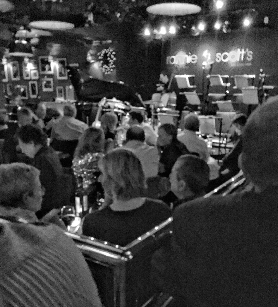 Waiting for the band at Ronnie Scott's 